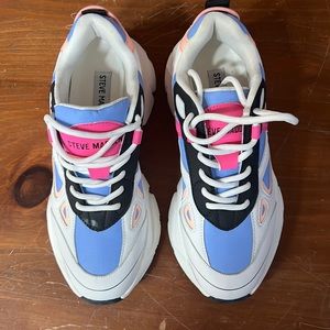 Steve Madden sneakers